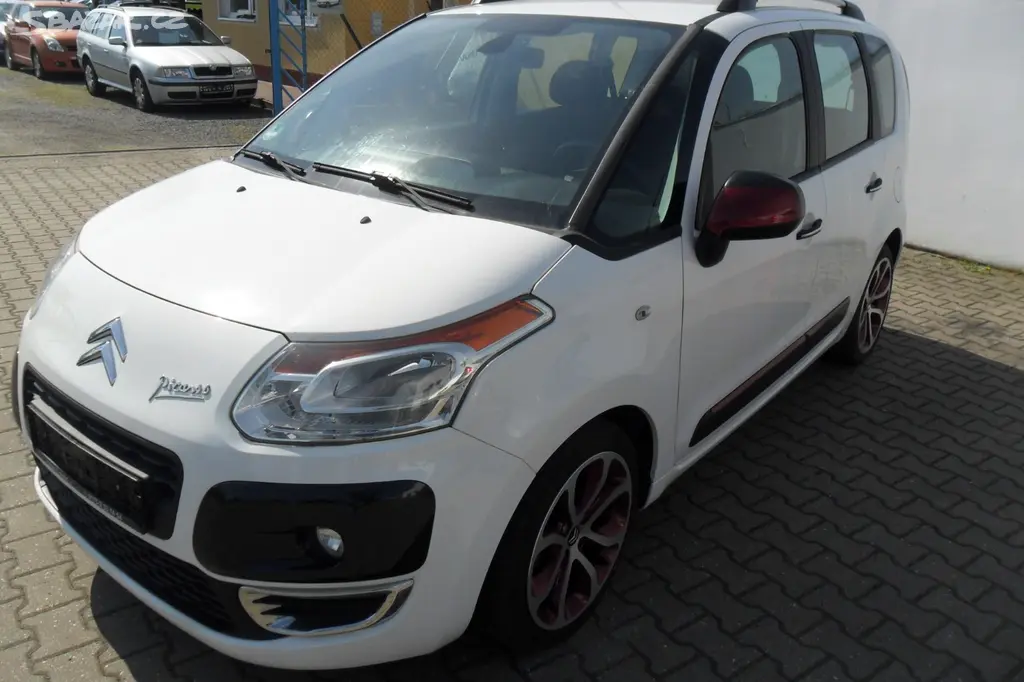 Citroën C3 Picasso 1.6HDi/82kW, 8/2011, 156tis. km - fotka 3