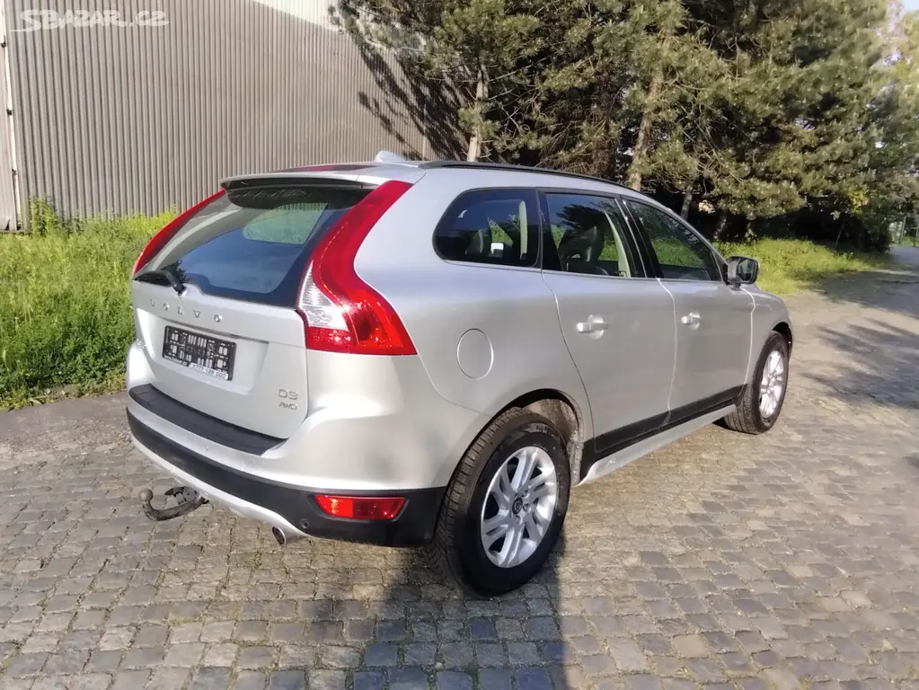 Volvo XC60, 2.4D / 120 kW, 4×4, 2011 - fotka 6