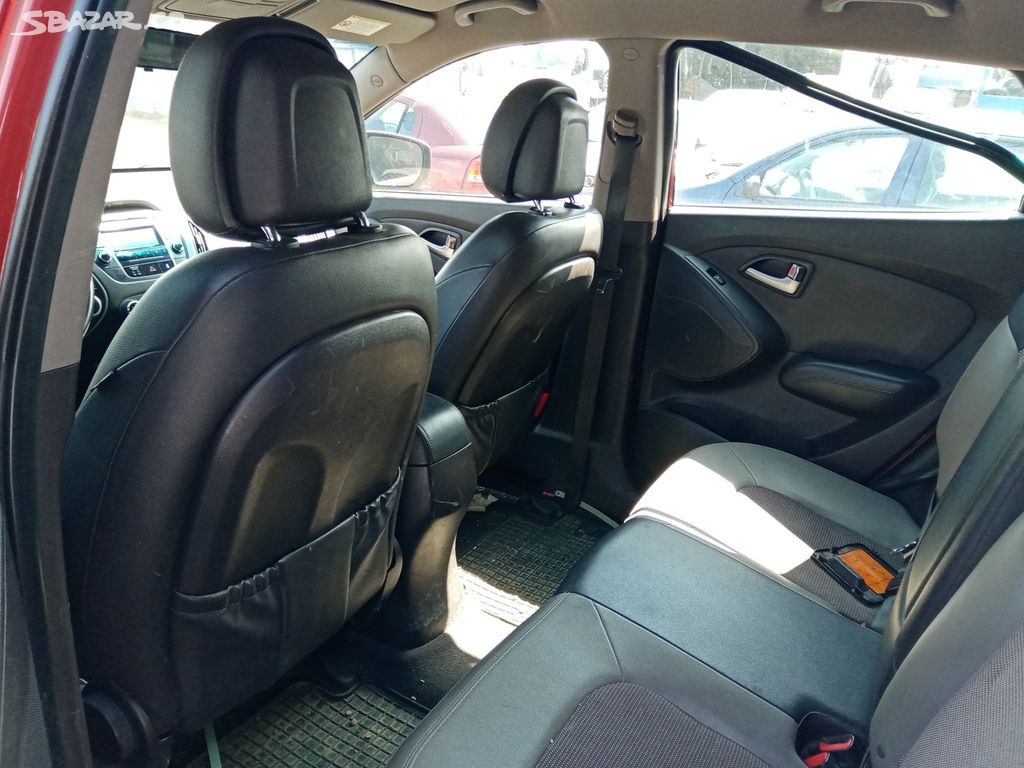 HYUNDAI IX35 2.0 D na náhradní díly - Frýdek-Místek - Sbazar.cz