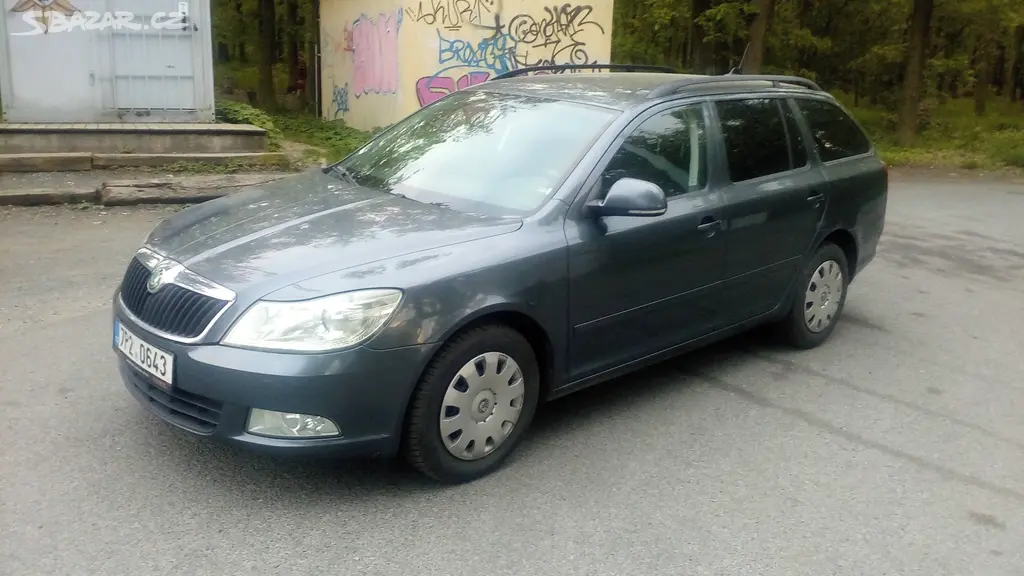 Škoda Octavia combi II TDI 77 kW Elegance Rv 2012 - fotka 6