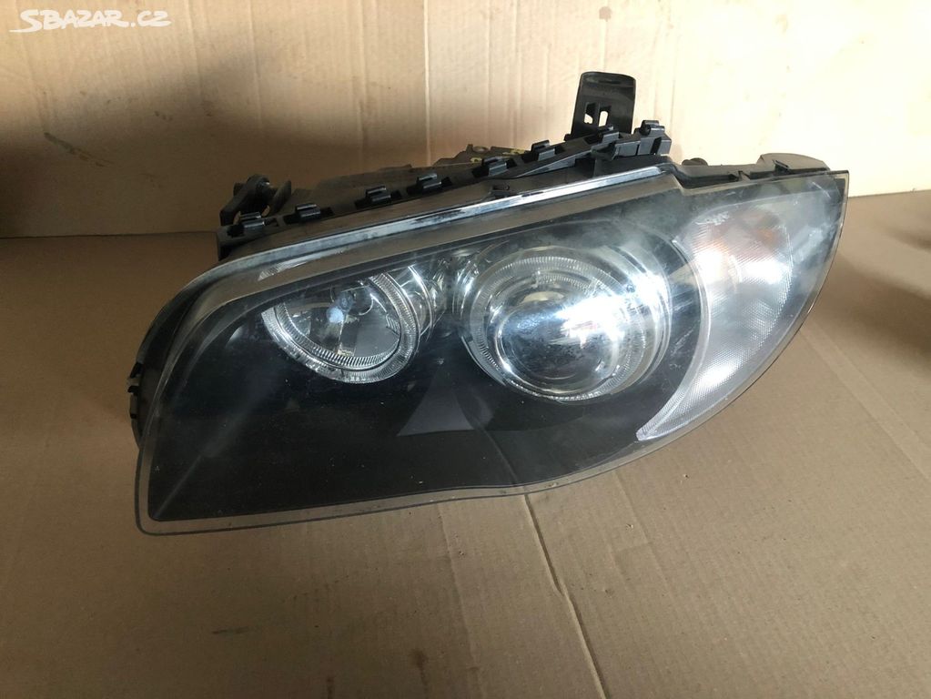 BMW E87 levé přední světlo halogen s čočkou