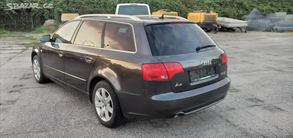 Audi A4 8E quattro Edition 3,0 V6 TDI 171kW 2008 - fotka 5