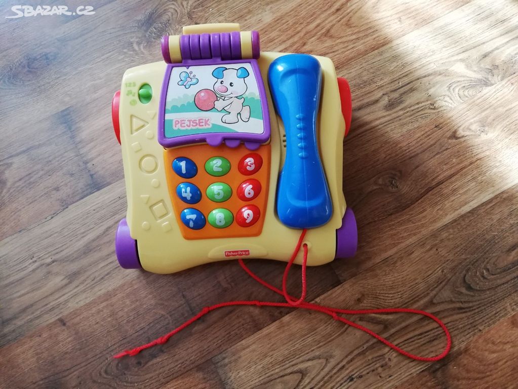 Mluvící tahací telefon Fisher-Price