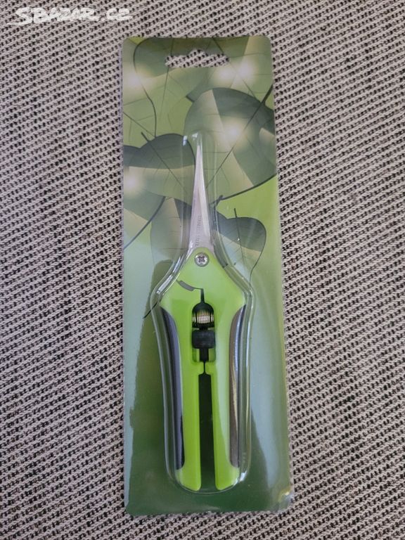 Nové zahradní nůžky zelené, 16,5 cm