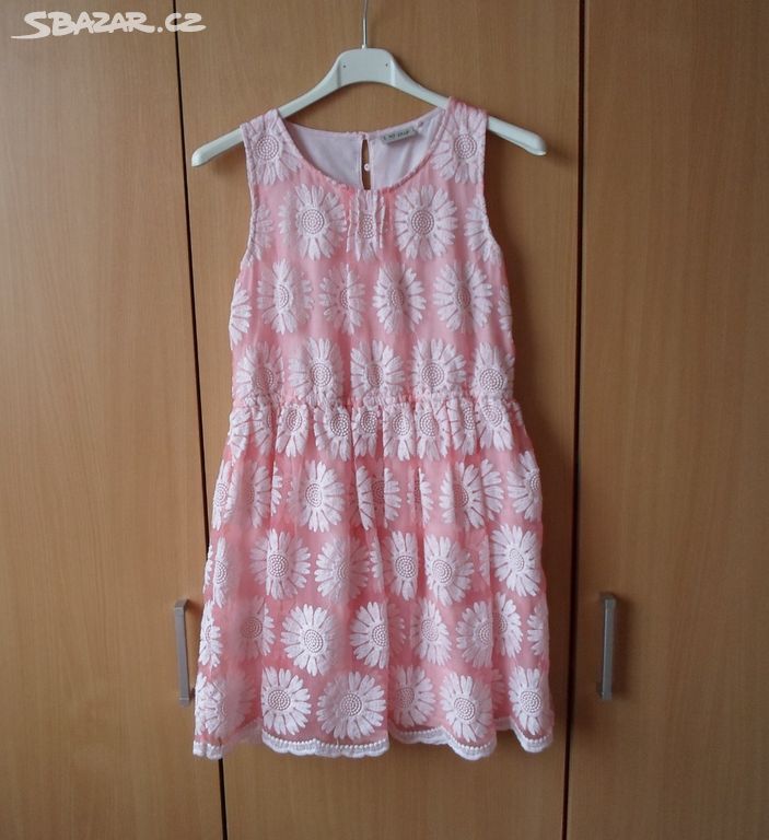 Růžové bílé krajkové šaty šatičky - 152, 158