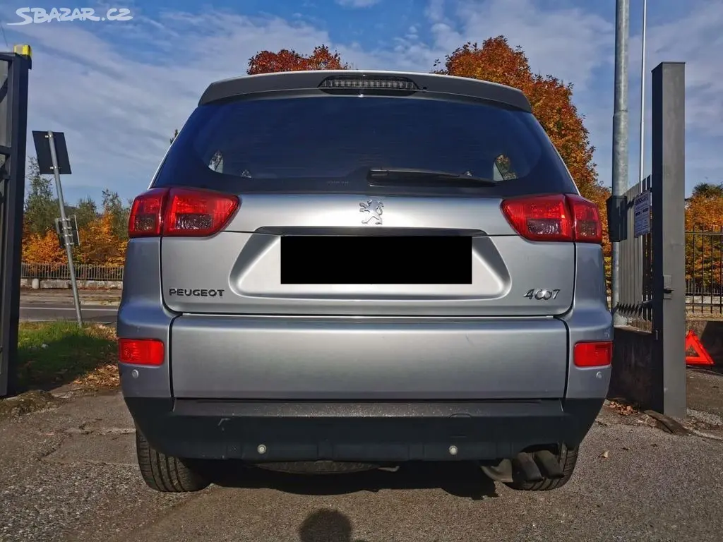 Peugeot 4007 2,2HDi FAP 2009 4X4 7míst - fotka 6
