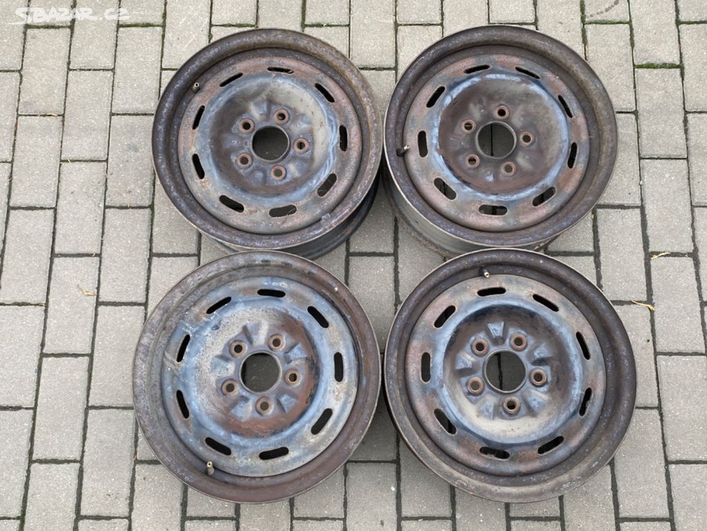 Originální kola Nissan 15 5x114.3