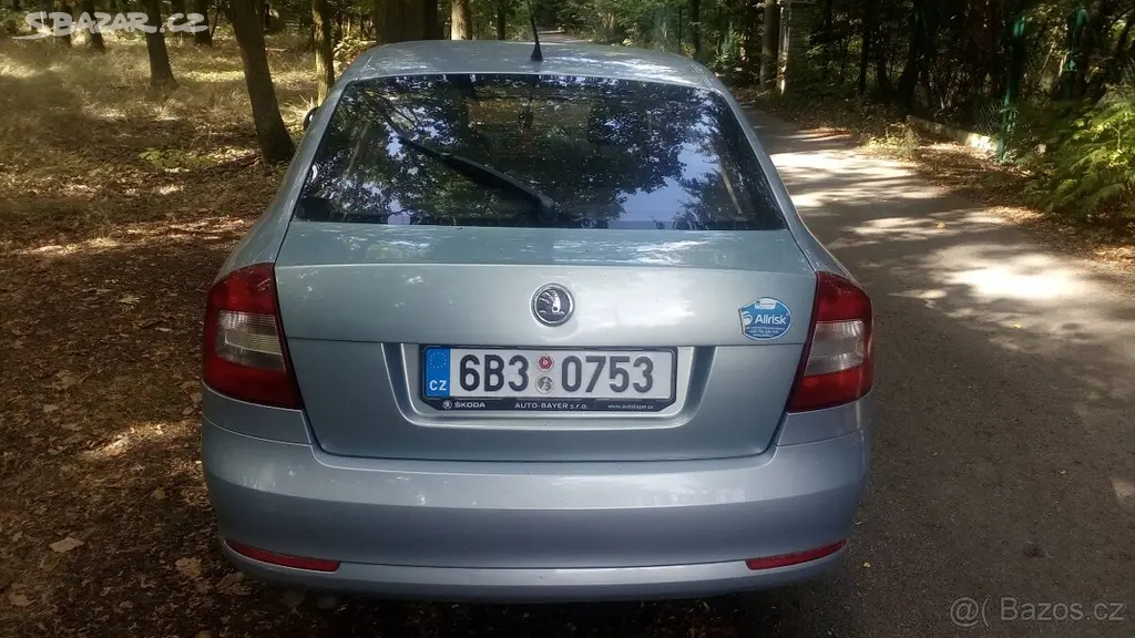 Škoda Octavia II 1.9 TDI 77KW Elegance 2010-TOP-CZ - fotka 5