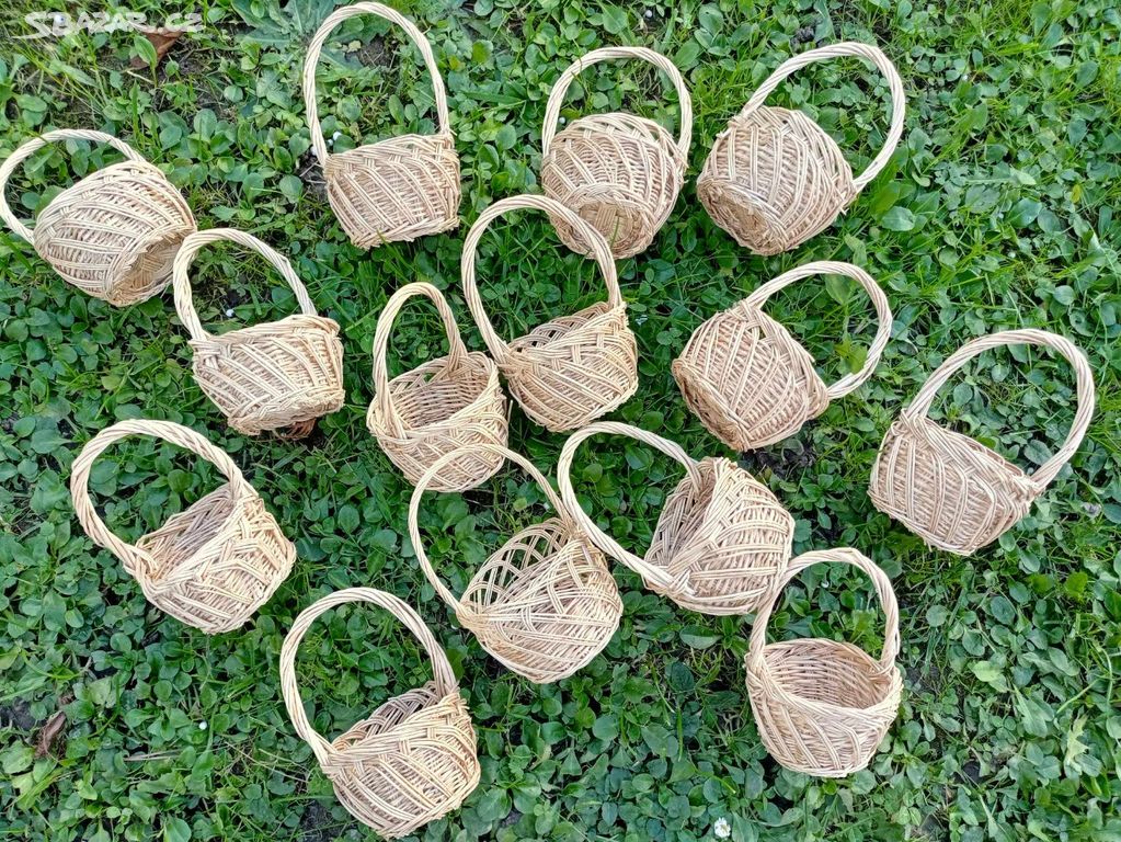 Ručně pletené přírodní košíčky SLEVA 2:jakost