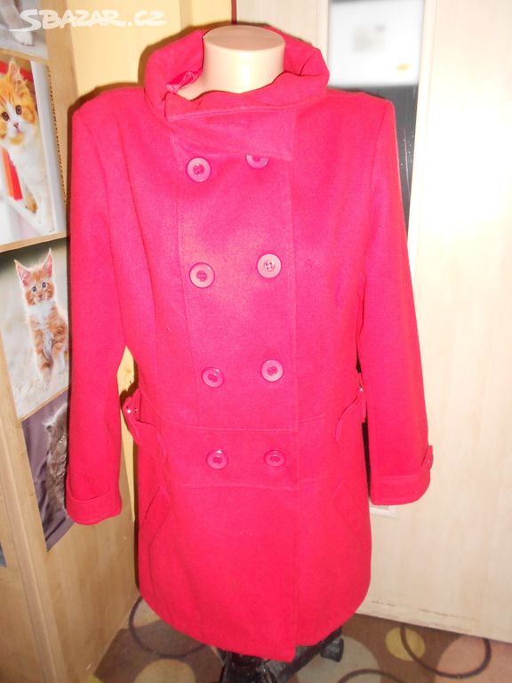 podzimní červený kabát Made in Italy