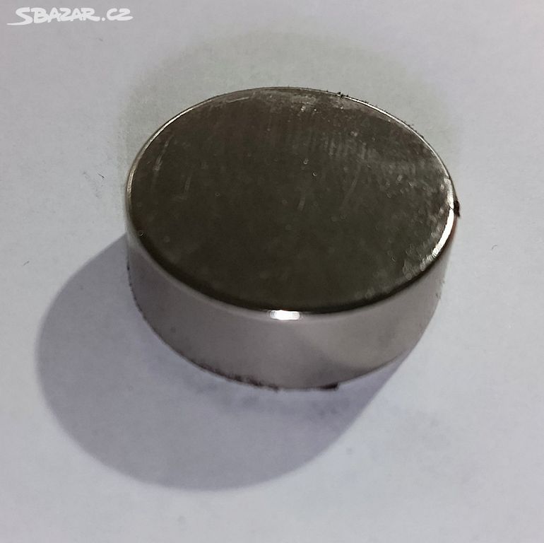 Magnety NEODYM 28mm × 10mm