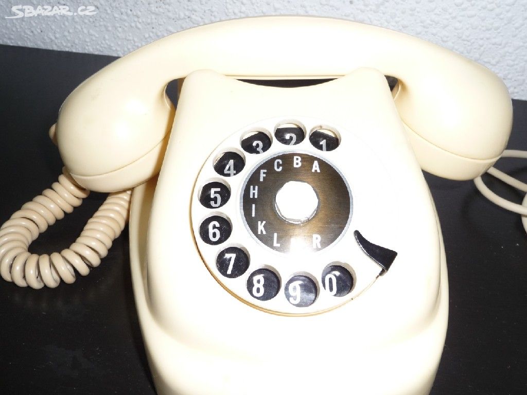 Starý telefon tesla