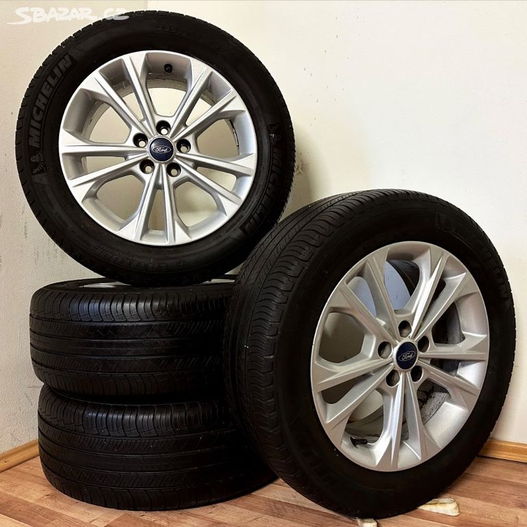 FORD KUGA 5x108 R17 ET52,5+LETNÍ 235/55R17 5/3,5mm