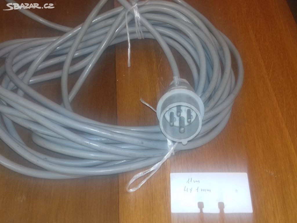 Vidlice 4xkolík a kabel 11 m