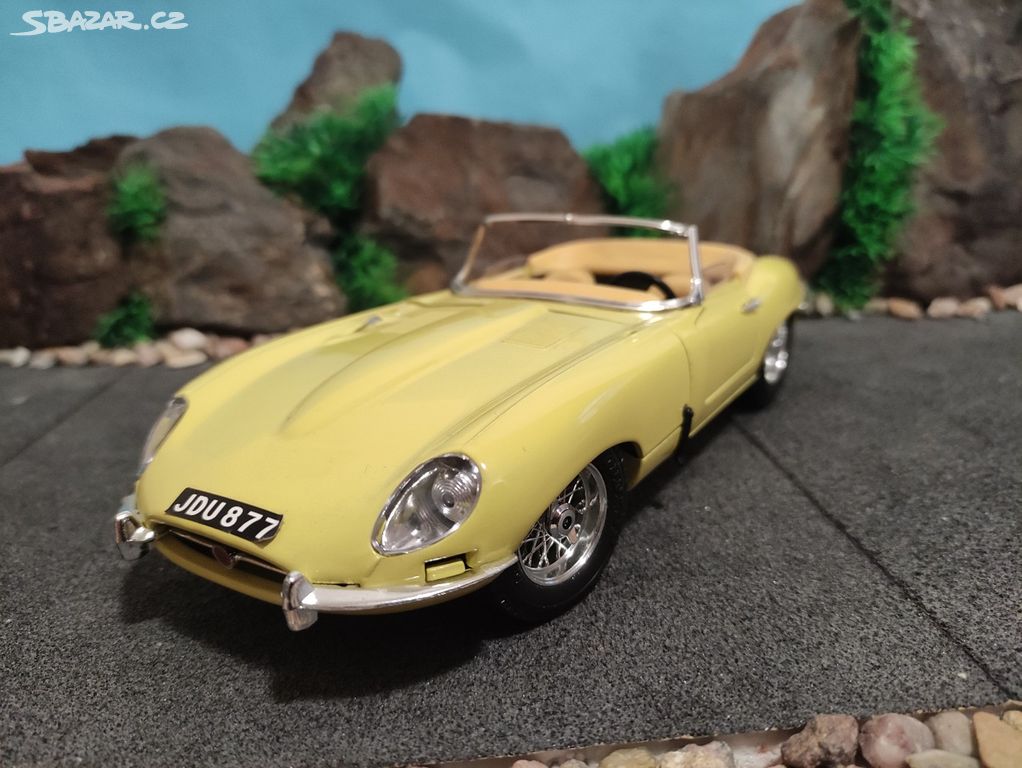 prodám model 1:18 jaguar e type cabrio