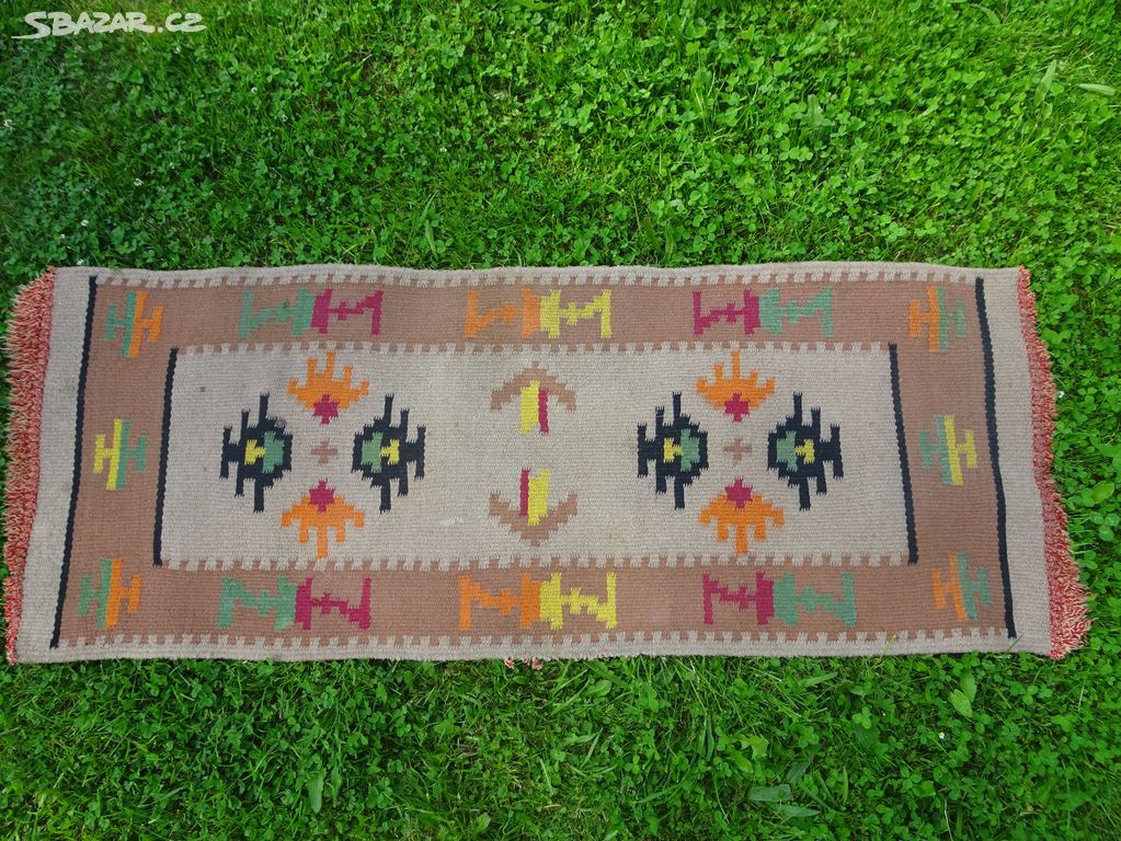 Retro/starožitný vlněný koberec