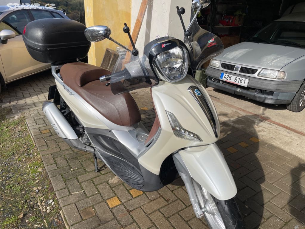 Piaggio Beverly 300