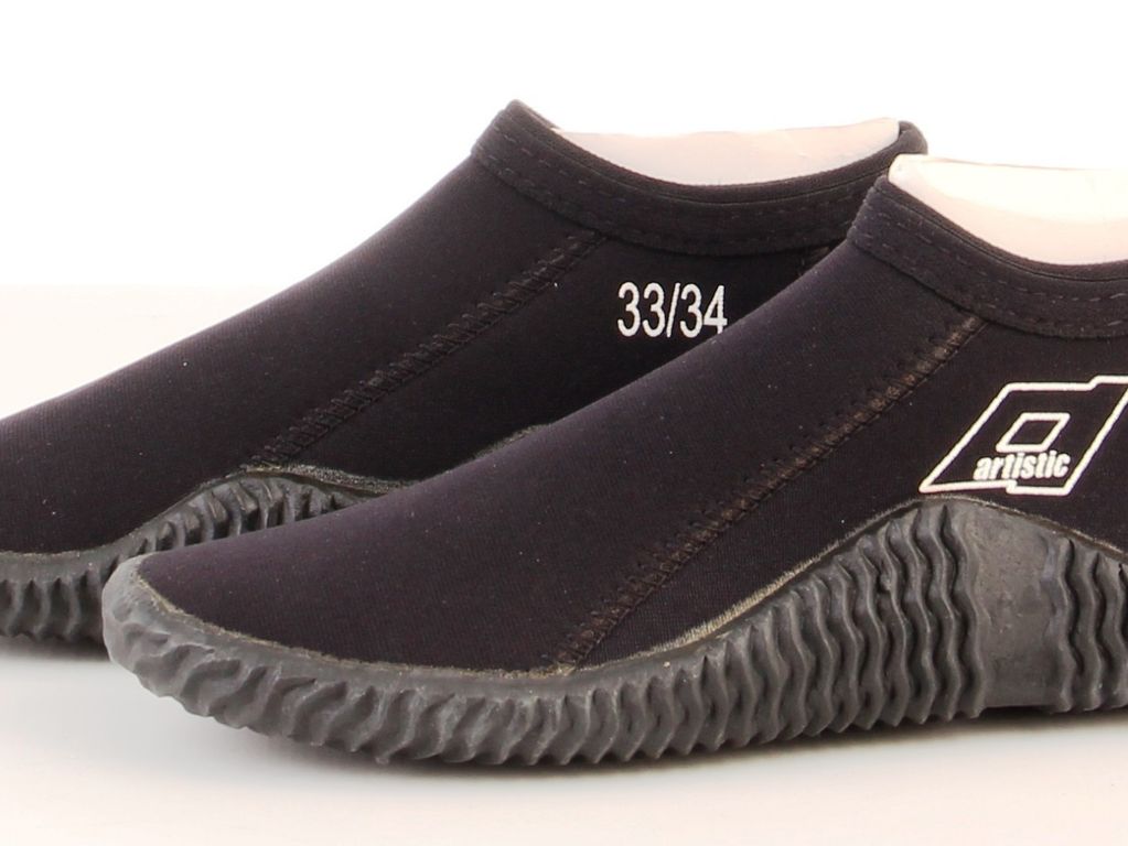 Nové neoprenové boty ARTISTIC vel 33-34 na vodu