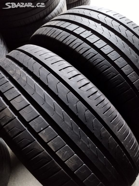 2 LETNÍ PIRELLI 255/55 R18 - PERFEKT.STAV