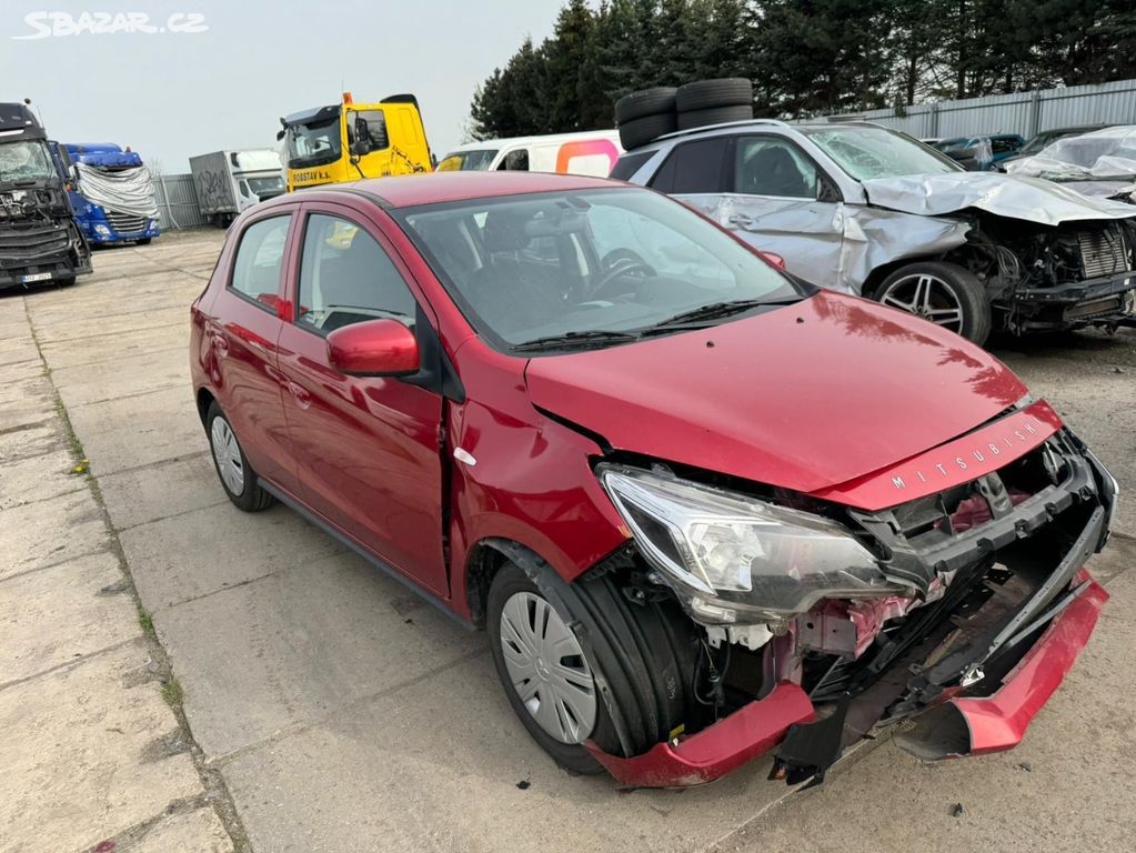 Mitsubishi space star 1.0i 2021 pojizdne 15TKM kli