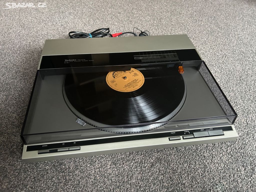 Tangenciální gramofon Technics SL-QL1 plný automat