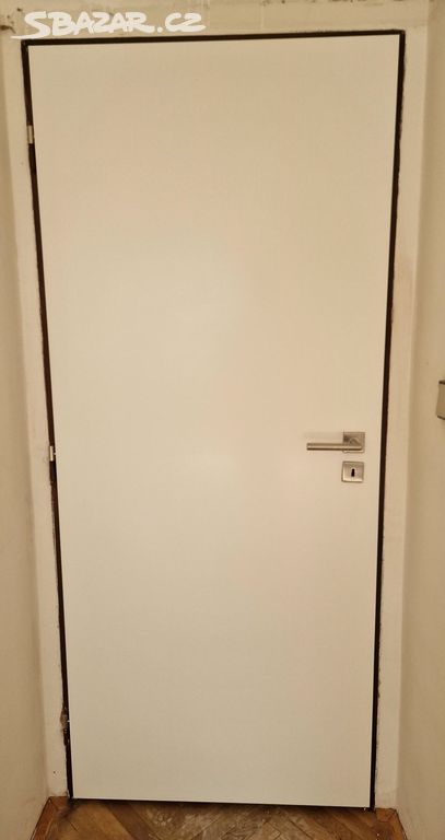 interiérové dveře bíle 80 cm