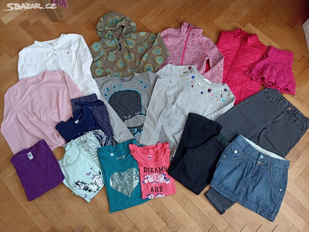 Set dívčího oblečení vel. 140-152