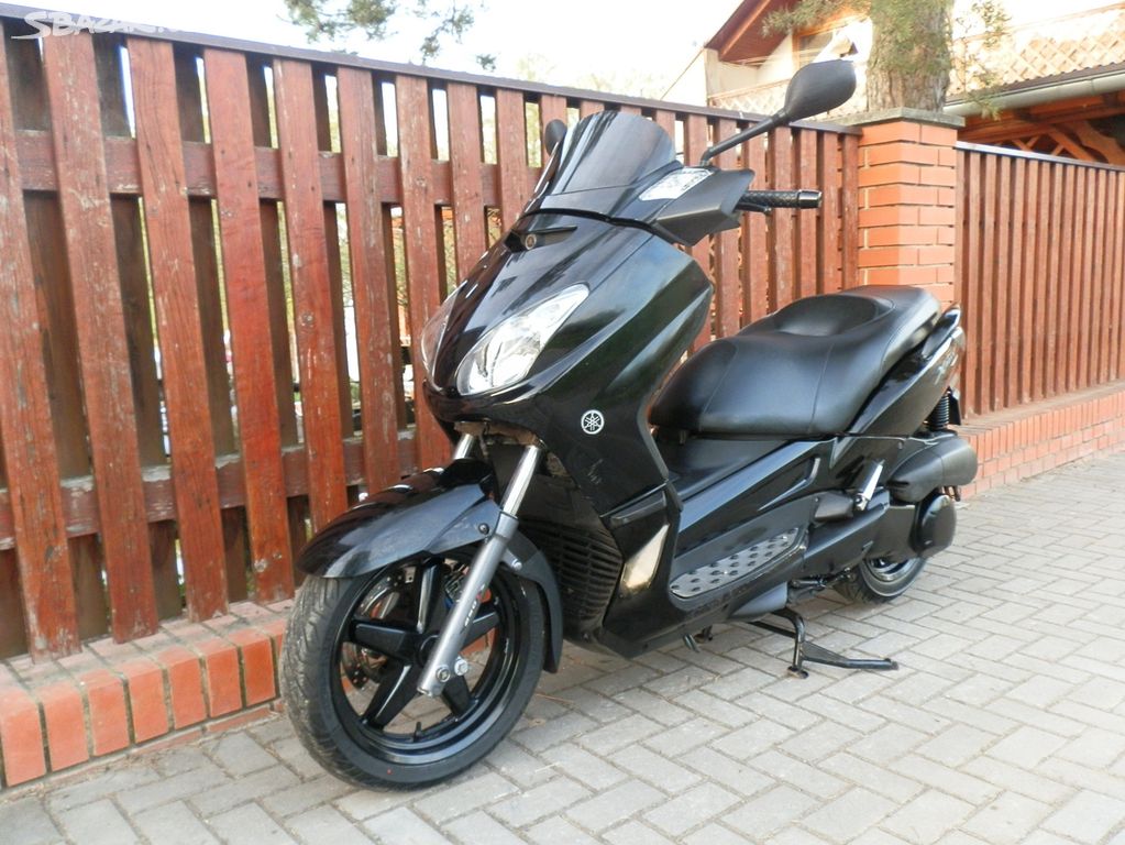 Yamaha X-Max 250 i.e