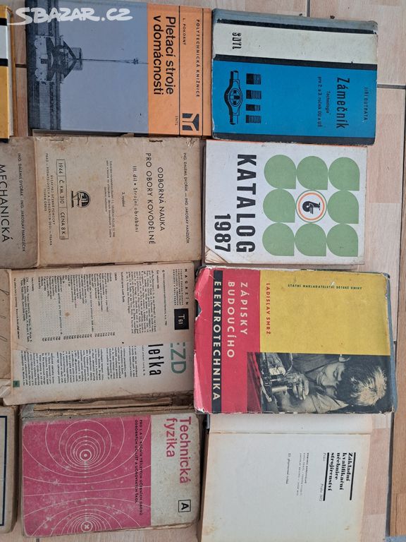 Stare knihy z pudy