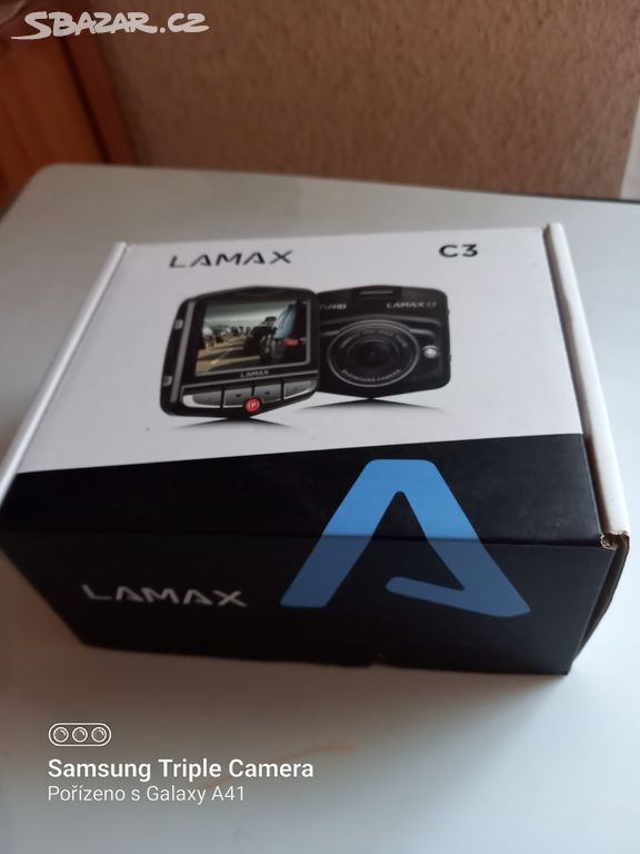 NOVÁ autokamera LAMAX C3.