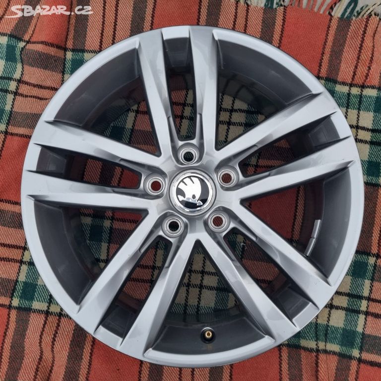 18"KRÁSNÉ NOVÉ ALU DISKY 5x112 ORI ŠKODA OCTÁVIA-3