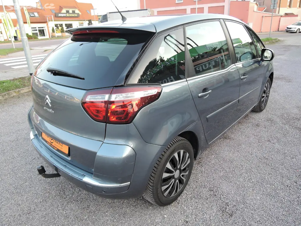 Citroën C4 Picasso 1,6i 16V Servis Tažné 2013 - fotka 6