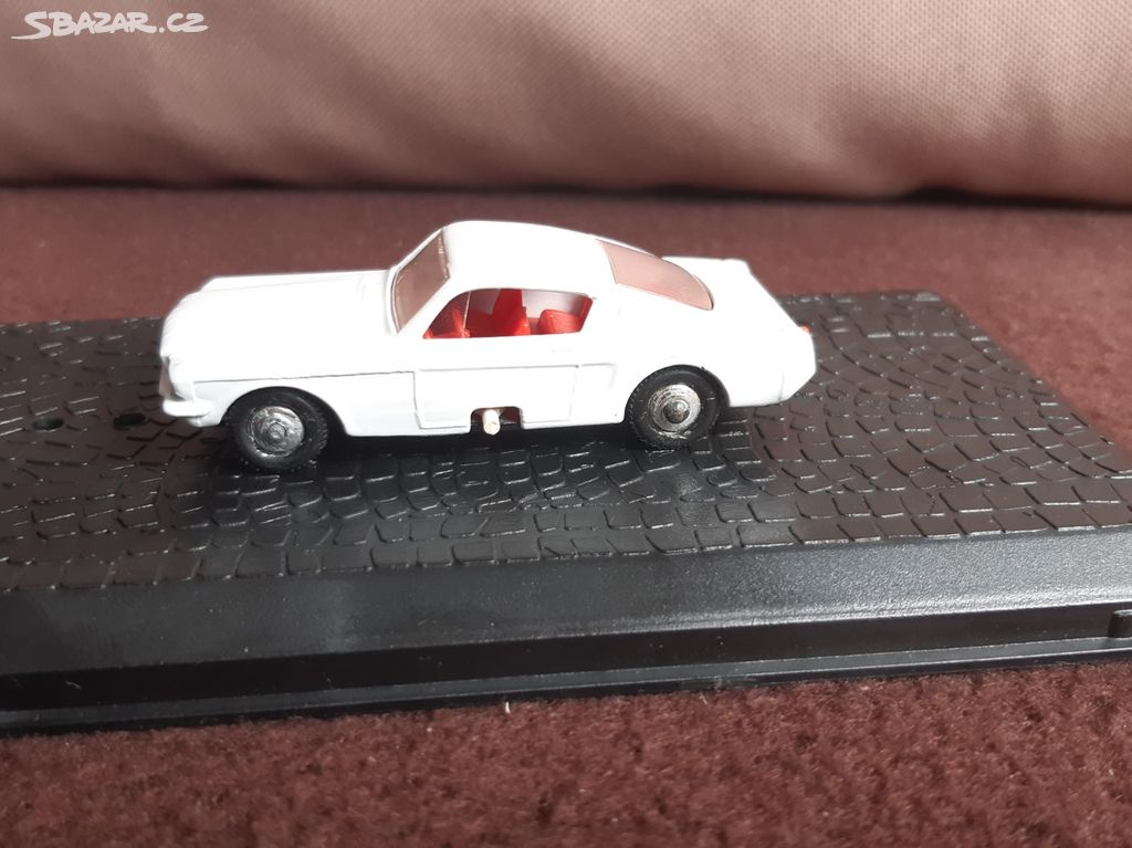 Model Matchbox RW - Ford Mustang