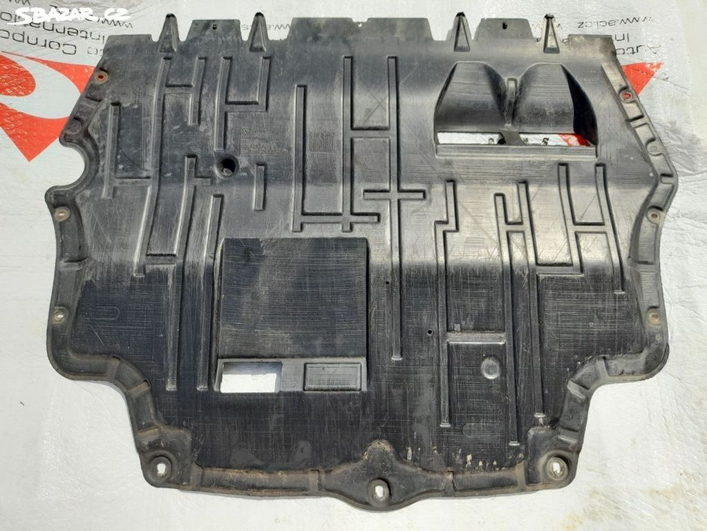 Kryt pod motor VW Passat B6 3C0825237