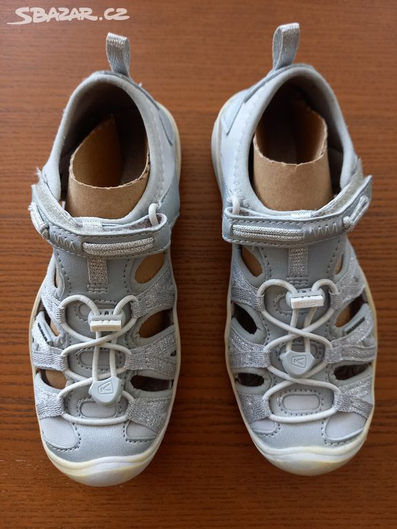 Dětské boty KEEN MOXIE SANDAL silver vel. 31
