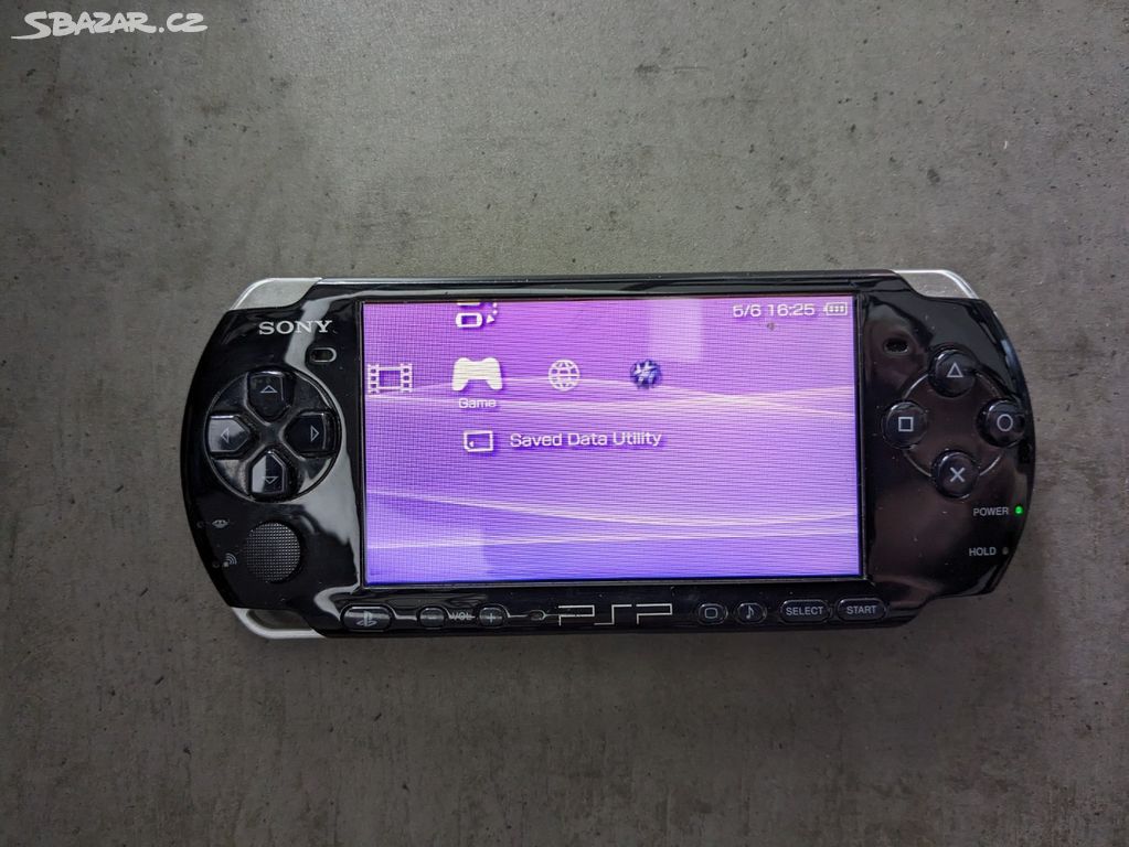 PSP 2004 + hra