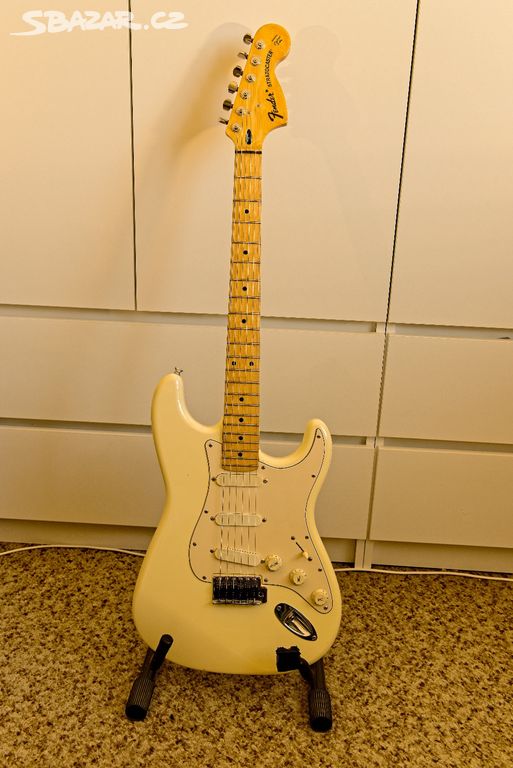 Kytara Fender Stratocaster