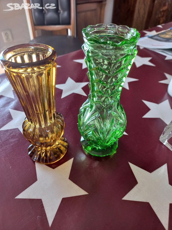 Retro vázy medové a zelené sklo