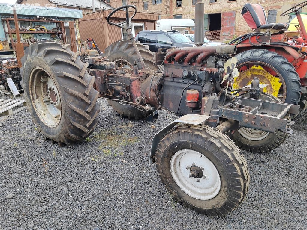 ZETOR 7011 s SPZ motor,převodovka, náprava,kola