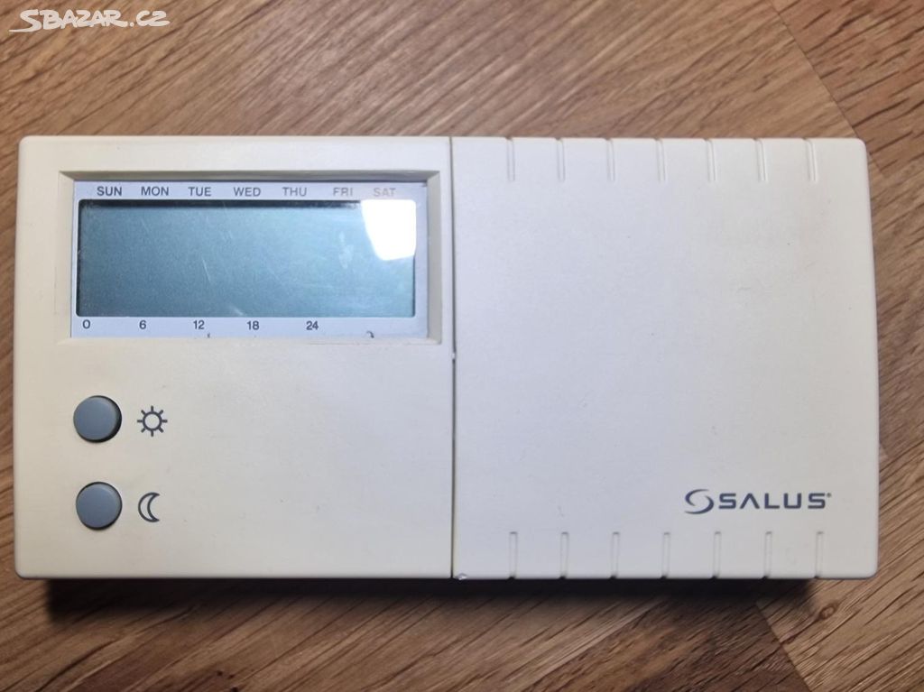 Progrmovatelný termostat Salus