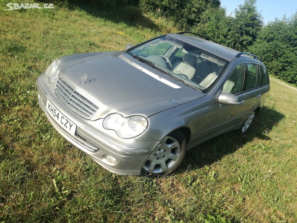 / Mercedes C220 cdi, w203, 110kw, 2004 / N. D.