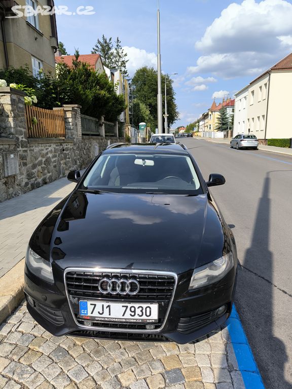 Audi A4 B8 2.0 tdi 105kw S-line.