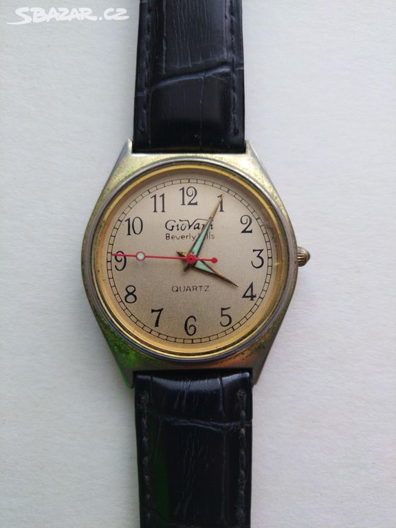 GioVani Beverly Hills Quartz retro hodinky