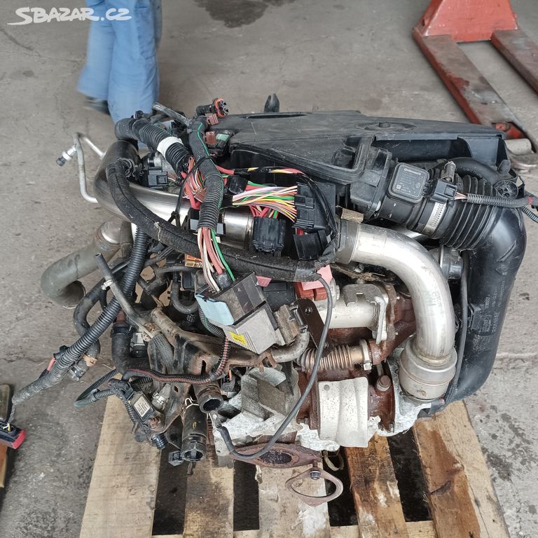 Motor Renault 1.5 DCI kompletní - Dacia Logan