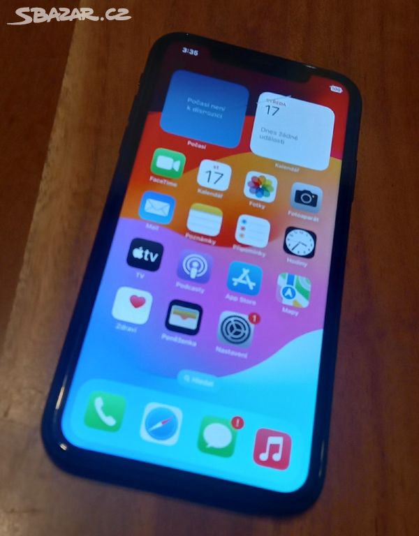 Prodam Apple iPhone XR 64gb black s prasklinkou