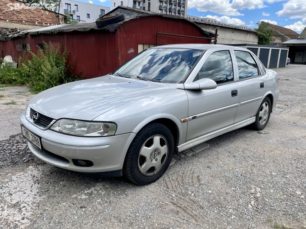 Opel Vectra 1.8i 16V