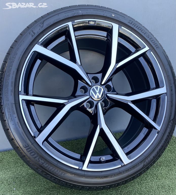 Letní sada VW Touareg ESTORIL 285/35R22 106Y