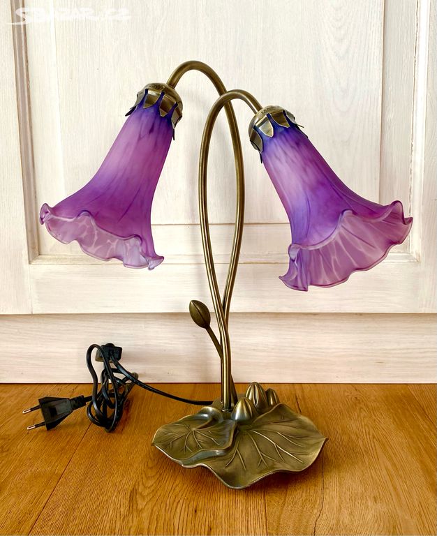 Stará krásná mosazná lampa