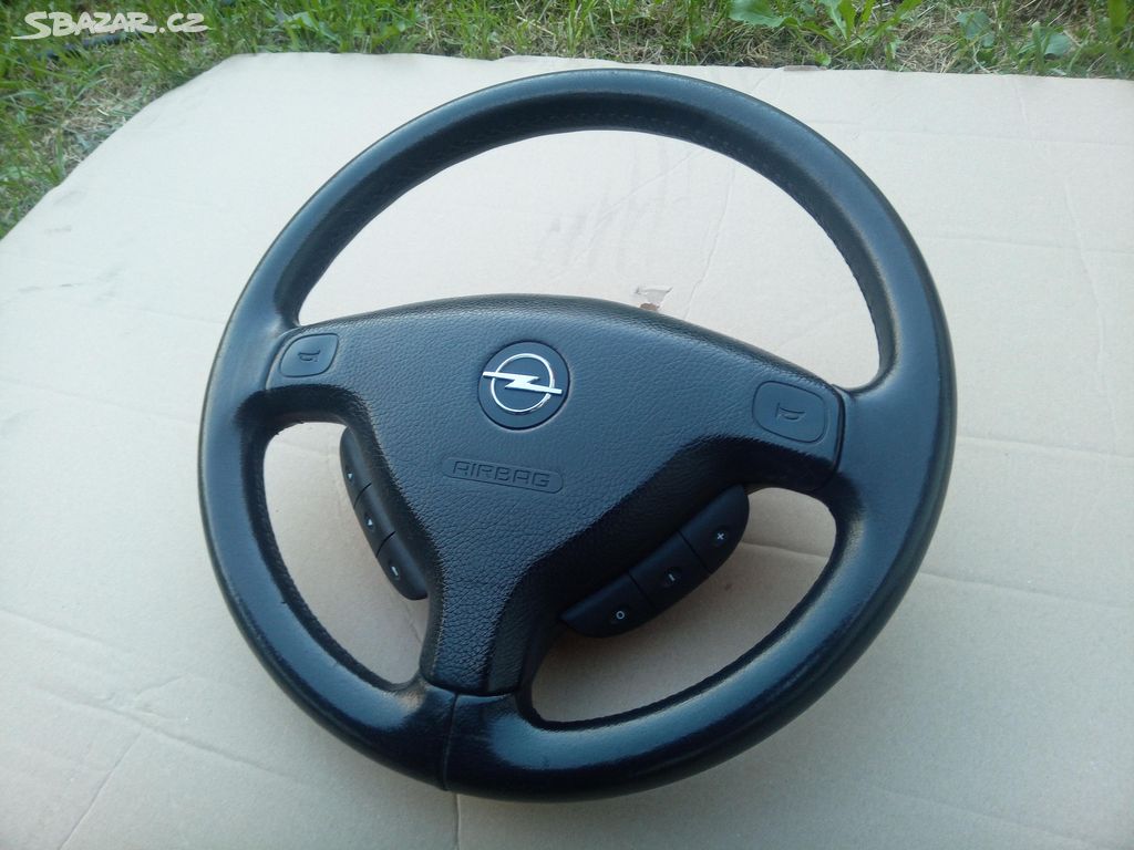 Opel Astra Zafira Corsa volant kůže + airbag