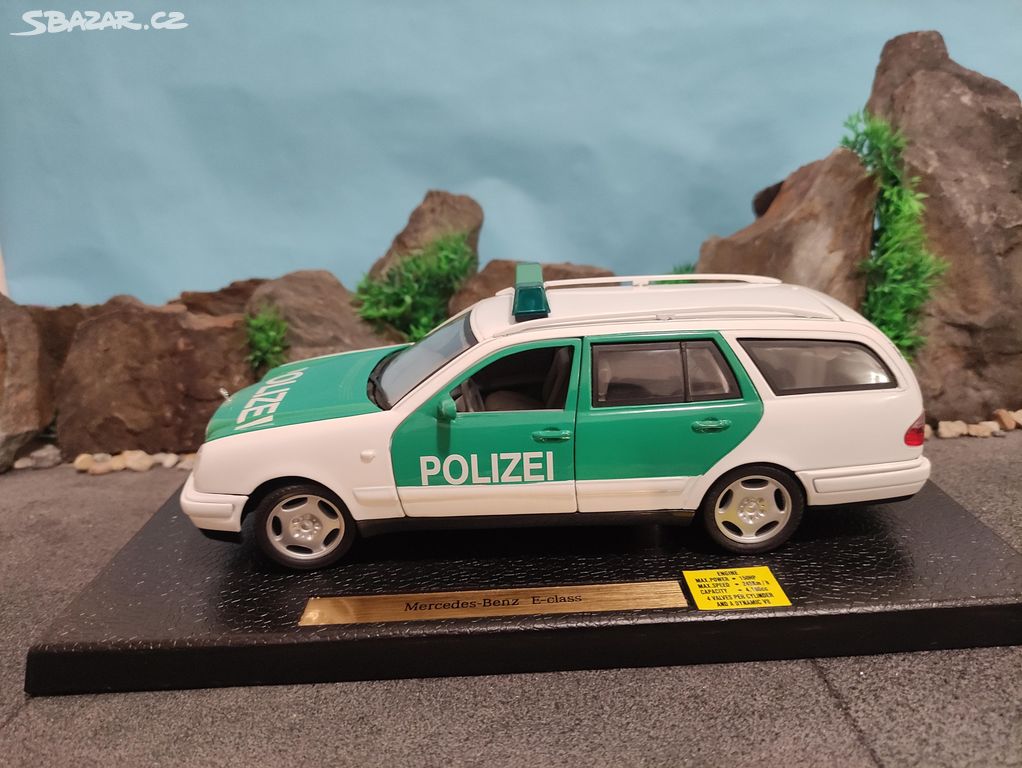 prodám model 1:18 mercedes benz E420 Polizei